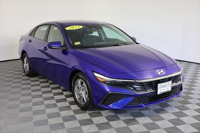2024 Hyundai ELANTRA SE — photo 1 of 13