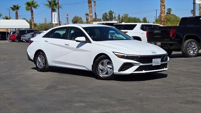 2026 Hyundai ELANTRA SE — photo 1 of 25