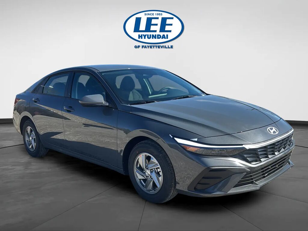 2026 Hyundai ELANTRA SE — photo 1 of 26