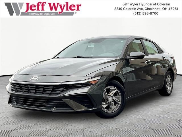 2024 Hyundai ELANTRA SE — photo 1 of 13