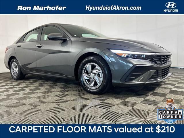 2024 Hyundai ELANTRA SE — photo 1 of 13