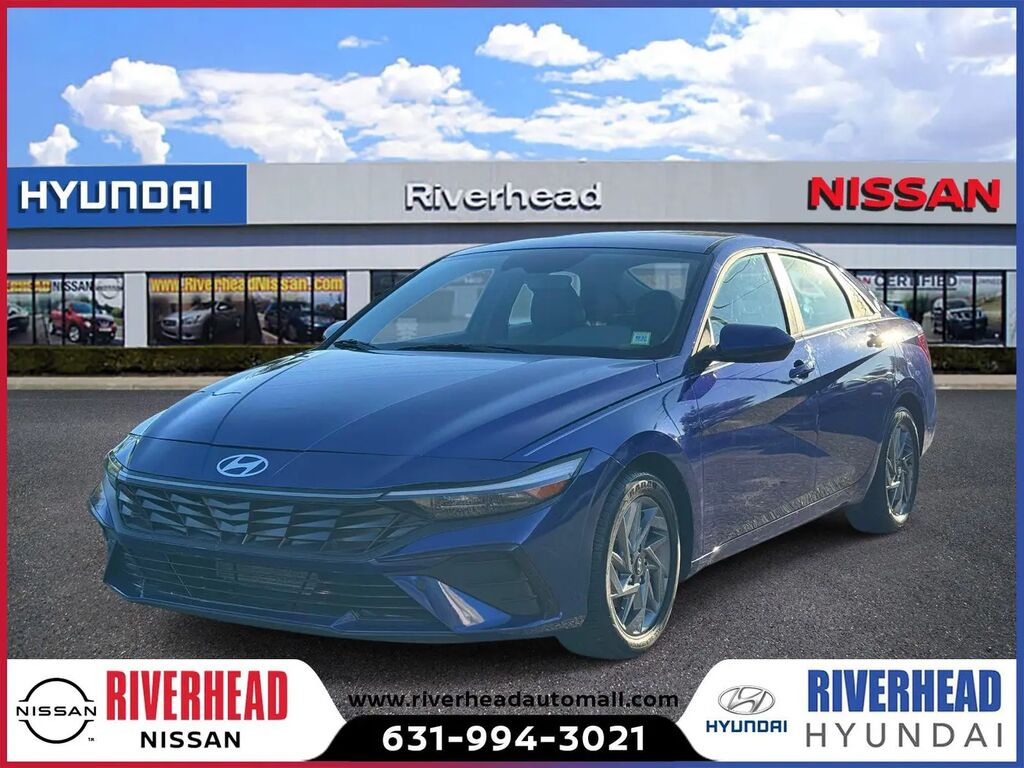 2024 Hyundai ELANTRA SE — photo 1 of 13