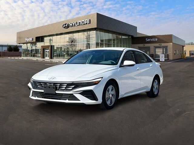 2025 Hyundai ELANTRA SE