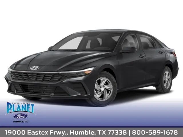2025 Hyundai ELANTRA SE