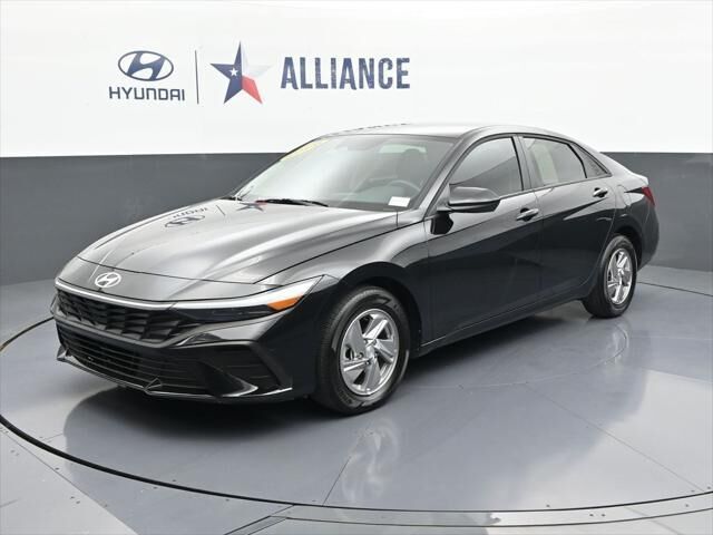 2026 Hyundai ELANTRA SE — photo 1 of 13