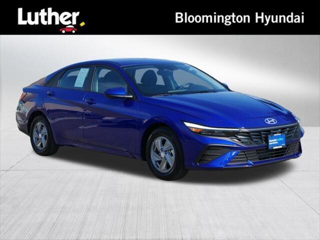 2025 Hyundai ELANTRA SE — photo 1 of 26