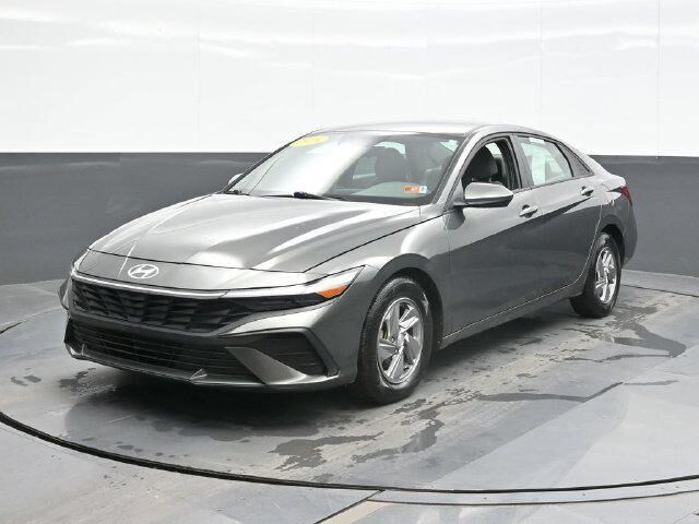 2025 Hyundai ELANTRA SE — photo 1 of 13