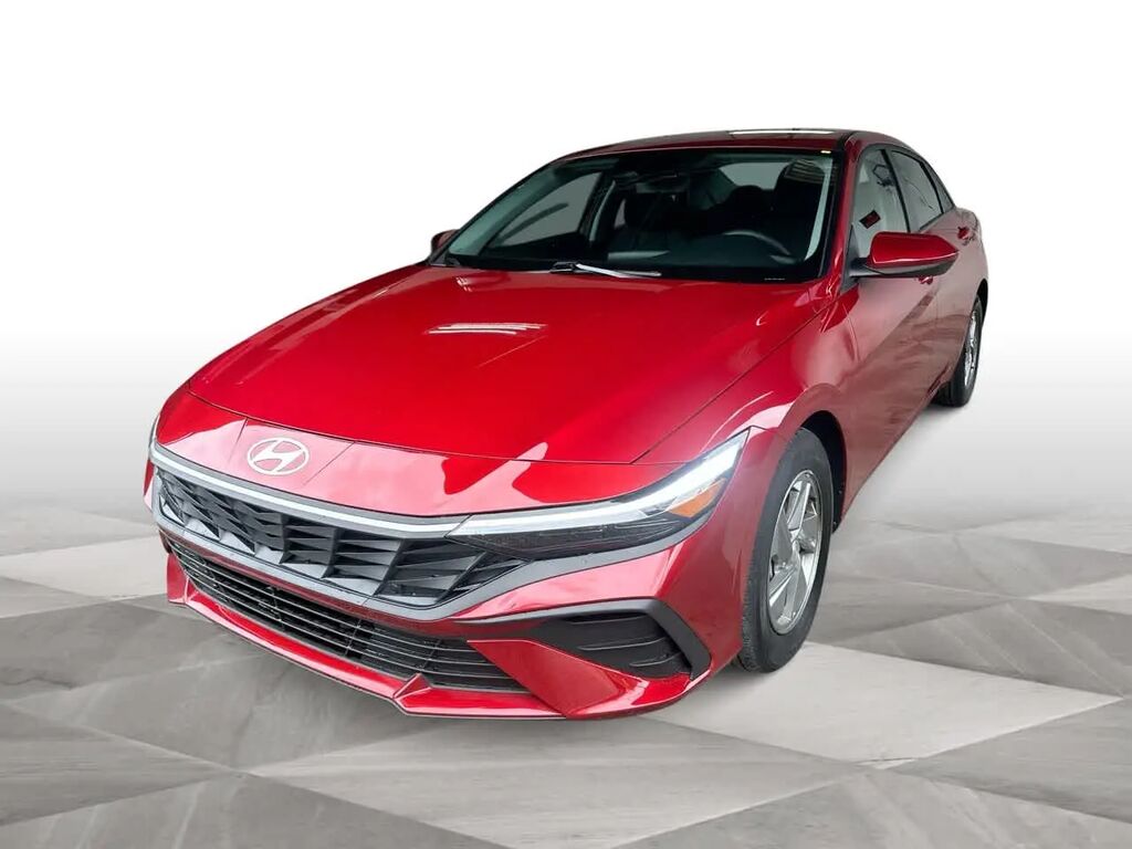 2026 Hyundai ELANTRA SE — photo 1 of 13