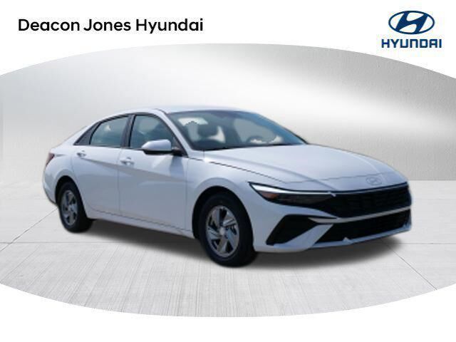 2026 Hyundai ELANTRA SE — photo 1 of 13