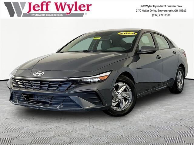 2024 Hyundai ELANTRA SE — photo 1 of 13