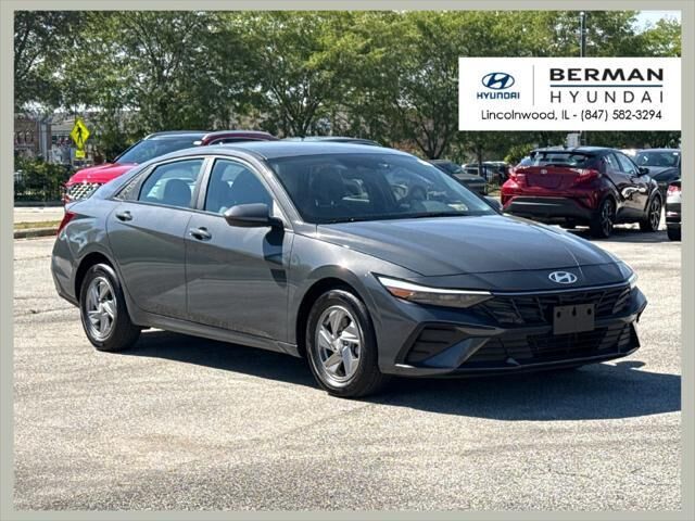 2025 Hyundai ELANTRA SE — photo 1 of 13