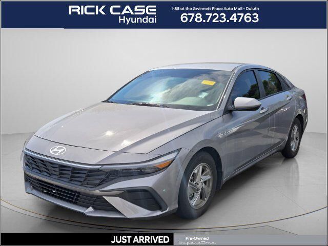 2025 Hyundai ELANTRA SE