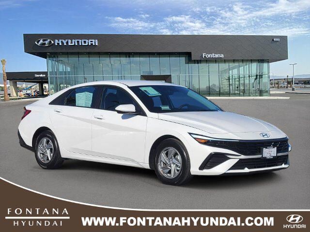 2026 Hyundai ELANTRA SE — photo 1 of 13