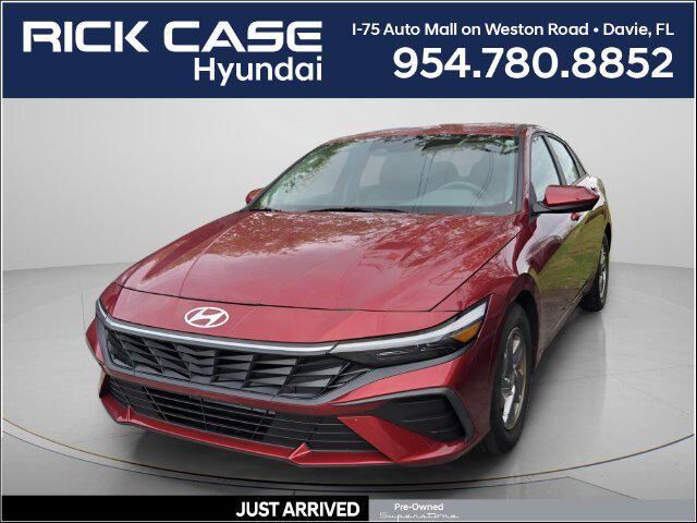 2024 Hyundai ELANTRA SE — photo 1 of 11
