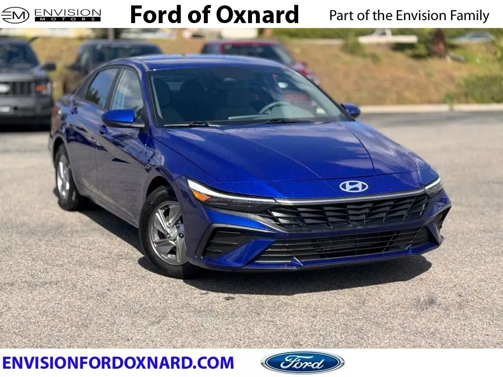 2024 Hyundai ELANTRA SE — photo 1 of 26