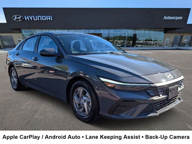 2026 Hyundai ELANTRA SE
