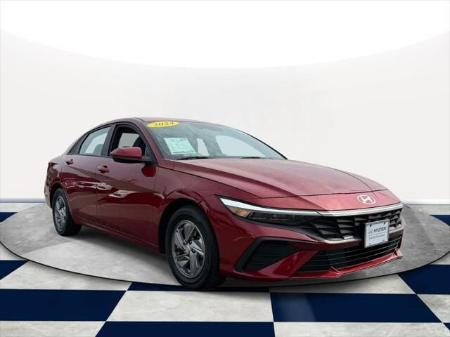 2024 Hyundai ELANTRA SE — photo 1 of 39