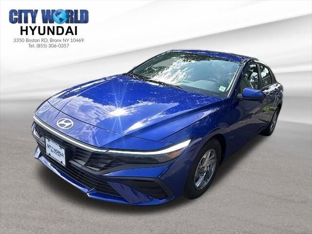 2025 Hyundai ELANTRA SE — photo 1 of 13
