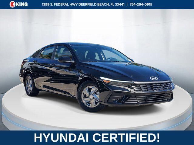 2026 Hyundai ELANTRA SE