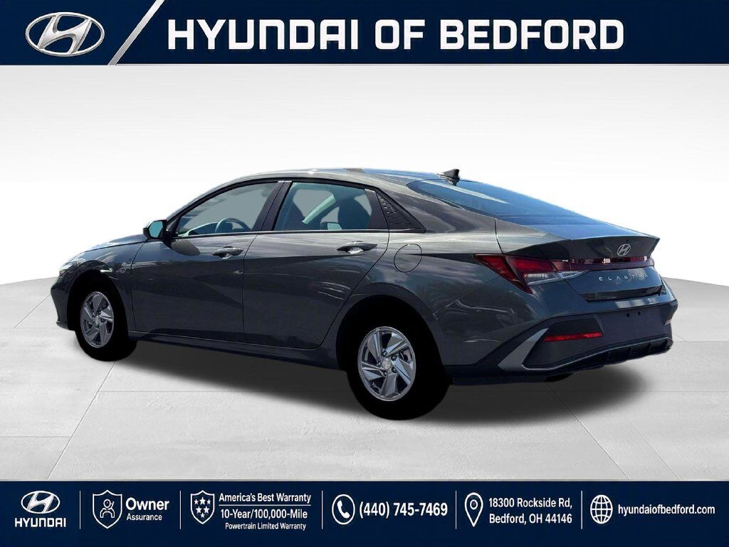 2026 Hyundai Elantra SE — photo 1 of 1