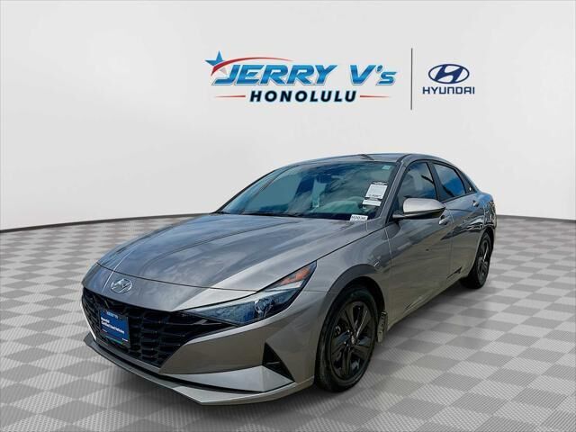 2023 Hyundai ELANTRA SEL — photo 1 of 26