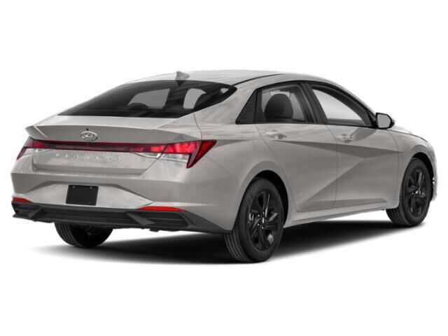 2022 Hyundai ELANTRA SEL — photo 1 of 11