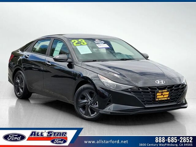 2023 Hyundai ELANTRA SEL