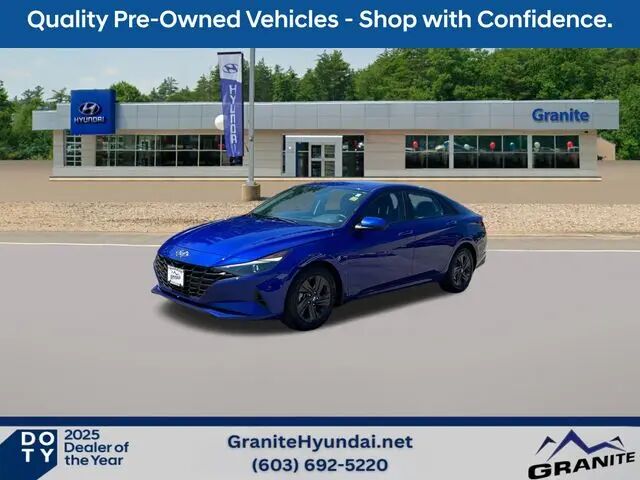 2022 Hyundai ELANTRA SEL