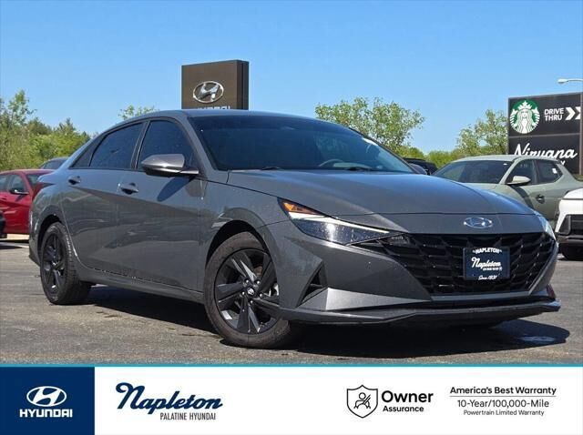 2023 Hyundai ELANTRA SEL