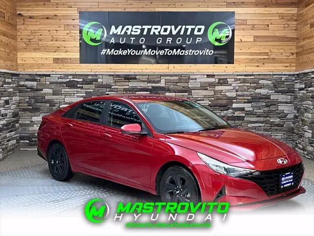2023 Hyundai ELANTRA SEL