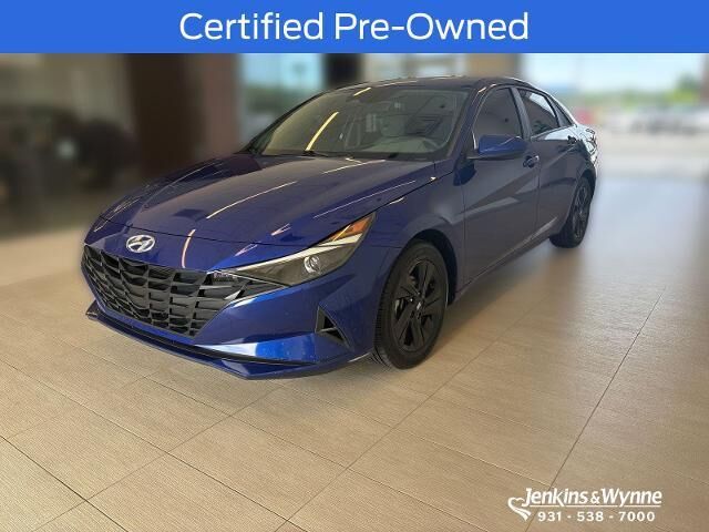 2023 Hyundai ELANTRA SEL — photo 1 of 13