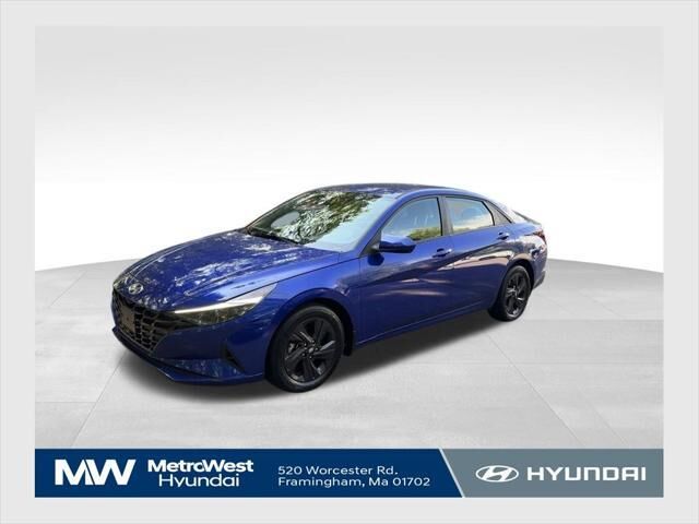 2023 Hyundai ELANTRA SEL — photo 1 of 13