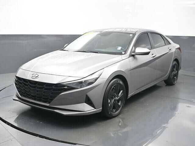 2023 Hyundai ELANTRA SEL — photo 1 of 13