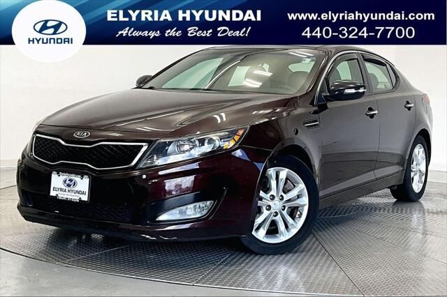 2023 Hyundai ELANTRA SEL — photo 1 of 13