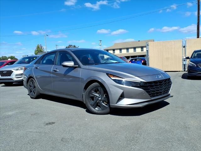 2023 Hyundai ELANTRA Hybrid Blue — photo 1 of 26