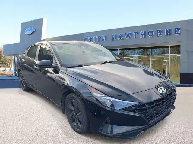 2022 Hyundai ELANTRA Hybrid Blue — photo 1 of 11