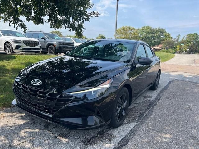 2023 Hyundai ELANTRA Hybrid Blue — photo 1 of 13