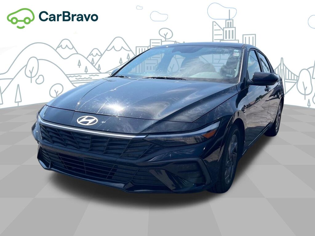2024 Hyundai Elantra SEL — photo 1 of 7