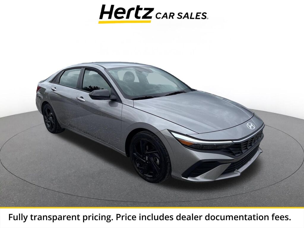 2026 Hyundai Elantra SEL Sport — photo 1 of 21