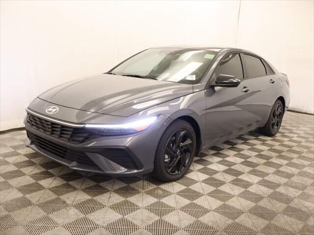 2026 Hyundai ELANTRA SEL Sport — photo 1 of 13