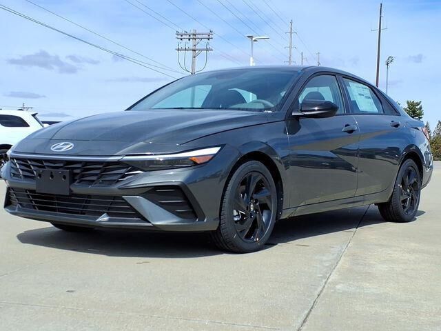 2026 Hyundai ELANTRA SEL Sport — photo 1 of 13