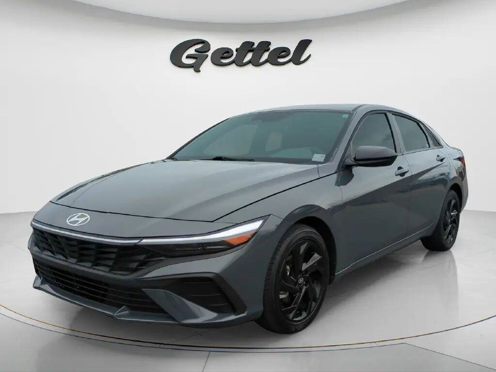 2026 Hyundai ELANTRA SEL Sport — photo 1 of 13