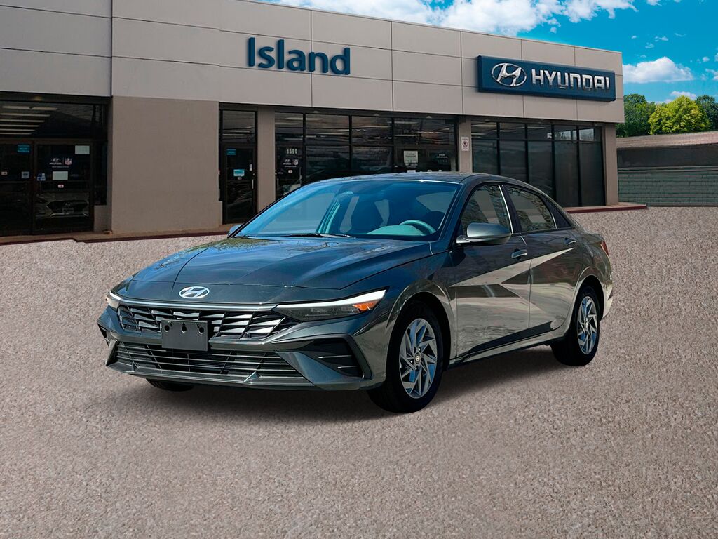 2024 Hyundai ELANTRA SEL — photo 1 of 13