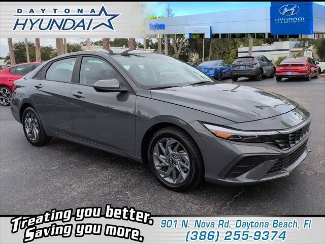 2024 Hyundai ELANTRA SEL