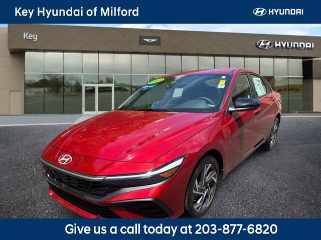 2025 Hyundai Elantra SEL Sport — photo 1 of 13