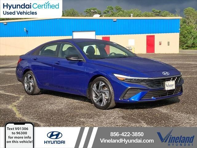 2025 Hyundai ELANTRA SEL Sport — photo 1 of 13