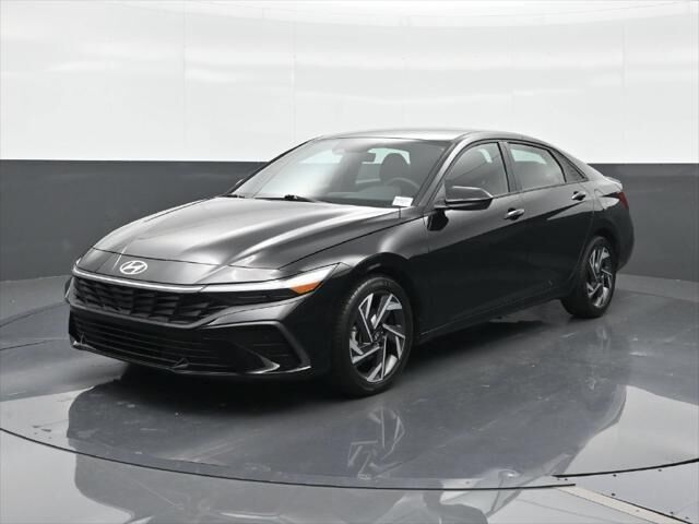 2025 Hyundai ELANTRA SEL Sport — photo 1 of 13