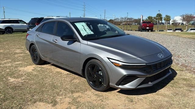 2026 Hyundai ELANTRA SEL Sport — photo 1 of 26