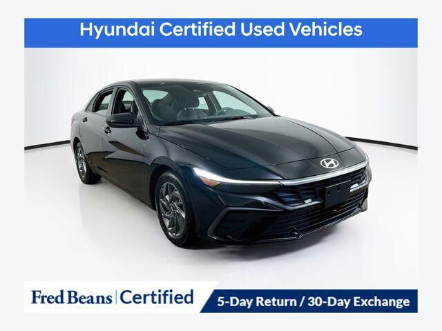 2024 Hyundai ELANTRA SEL
