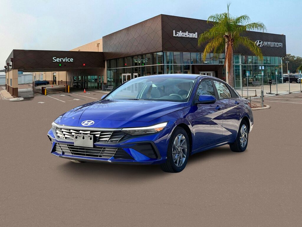 2024 Hyundai ELANTRA SEL — photo 1 of 13